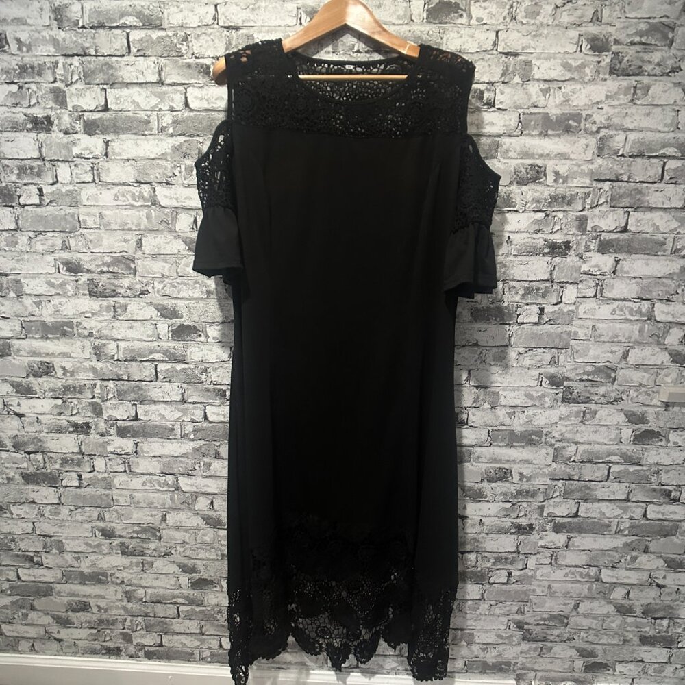 EUC SHEIN Clasi Plus Size Women's Lace Splice Off Shoulder Dress Size 3X